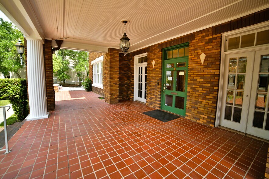 More Photos Of 108 Hillcrest St, Orlando Office For Sale