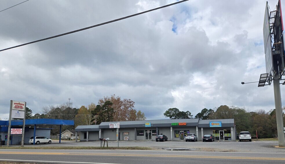 Primary Photo Of 21125 Arch Street Pike, Hensley Office For Sale