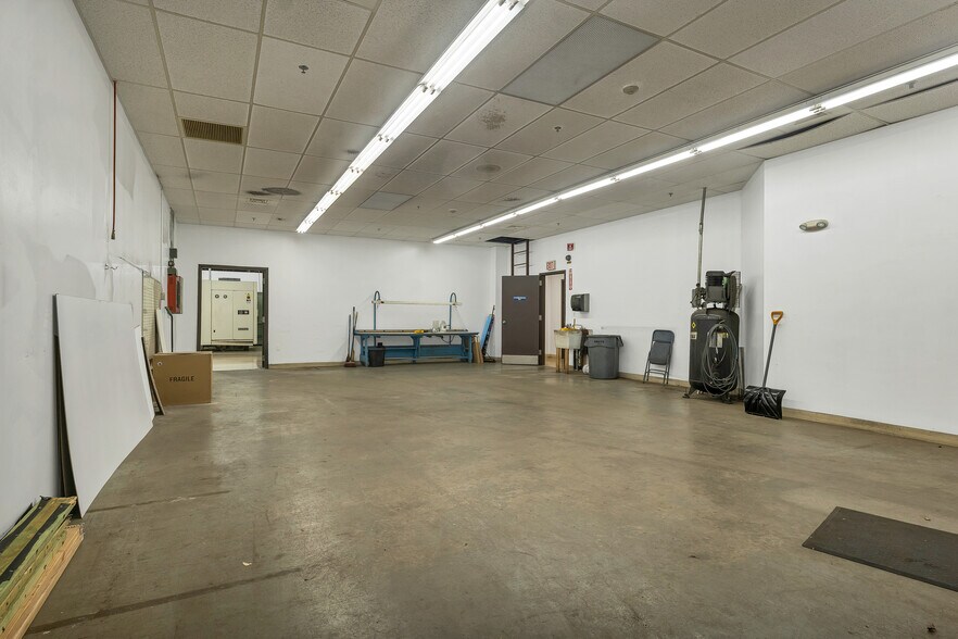 More Photos Of 200 Tilton Rd, Northfield Distribution For Lease