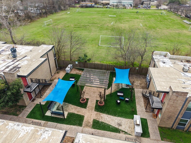 More Photos Of 9707 Timberside Dr, Houston Apartments For Sale