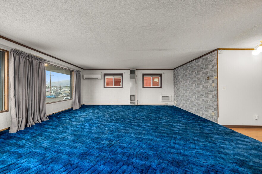 More Photos Of 1282 US Highway 2 E, Kalispell Apartments For Sale