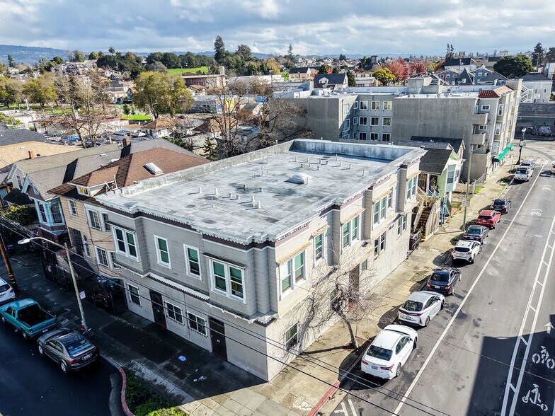 More Photos Of 1504 13th Ave, Oakland Apartments For Sale
