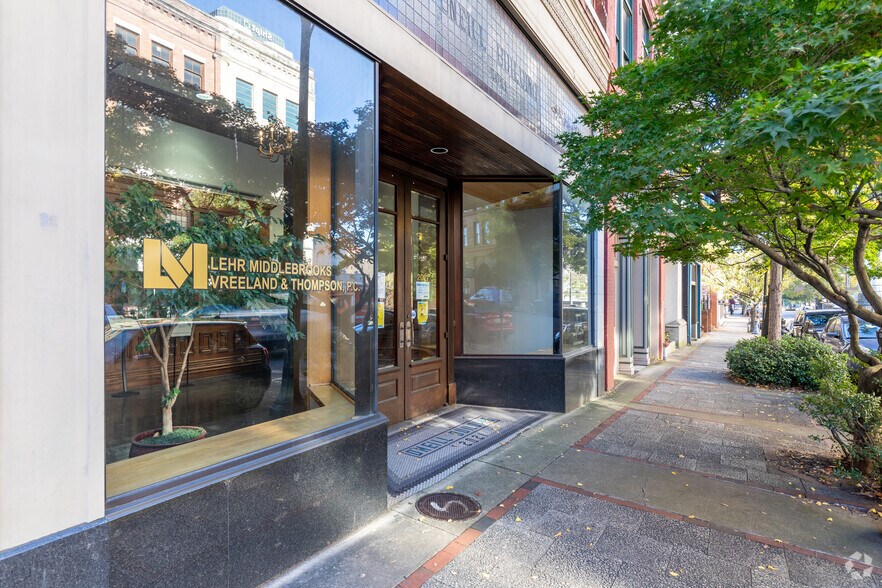 More Photos Of 2021 3rd Ave N, Birmingham Office For Sale