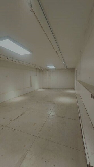 More Photos Of 1035 Myra Ave, Los Angeles Storefront For Lease