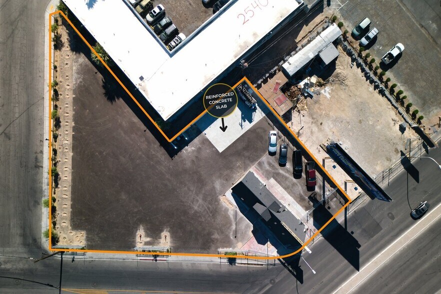 More Photos Of 2550 Fremont St, Las Vegas Auto Dealership For Sale