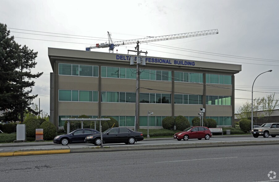 More Photos Of 8035 120th St, Delta Medical For Lease