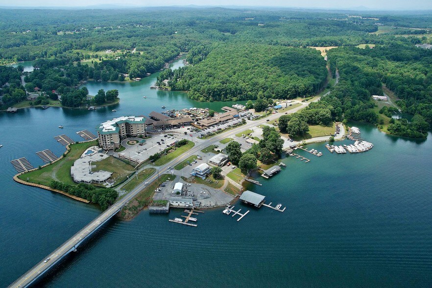 More Photos Of 110 Bridgewater Pointe Pl, Moneta Land For Sale