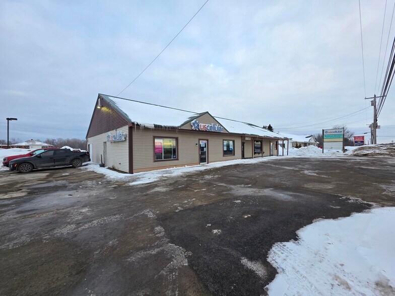 More Photos Of 300 North St, Houlton General Retail For Sale