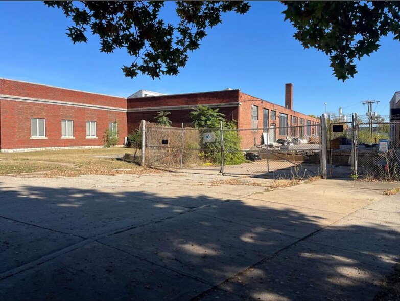More Photos Of , Kansas City Industrial For Sale