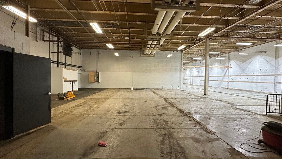 More Photos Of 1727-1801 Union Blvd, Allentown Warehouse For Lease