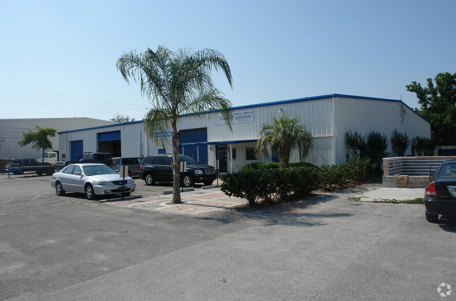 More Photos Of 7621 124th Ave N, Largo Distribution For Lease