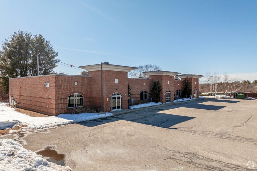 Primary Photo Of 198 Groton Rd, Ayer Medical For Sale