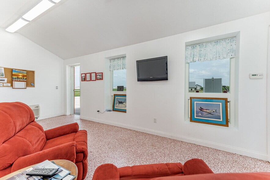 More Photos Of 7015 S 143rd St E, Derby Airplane Hangar For Sale