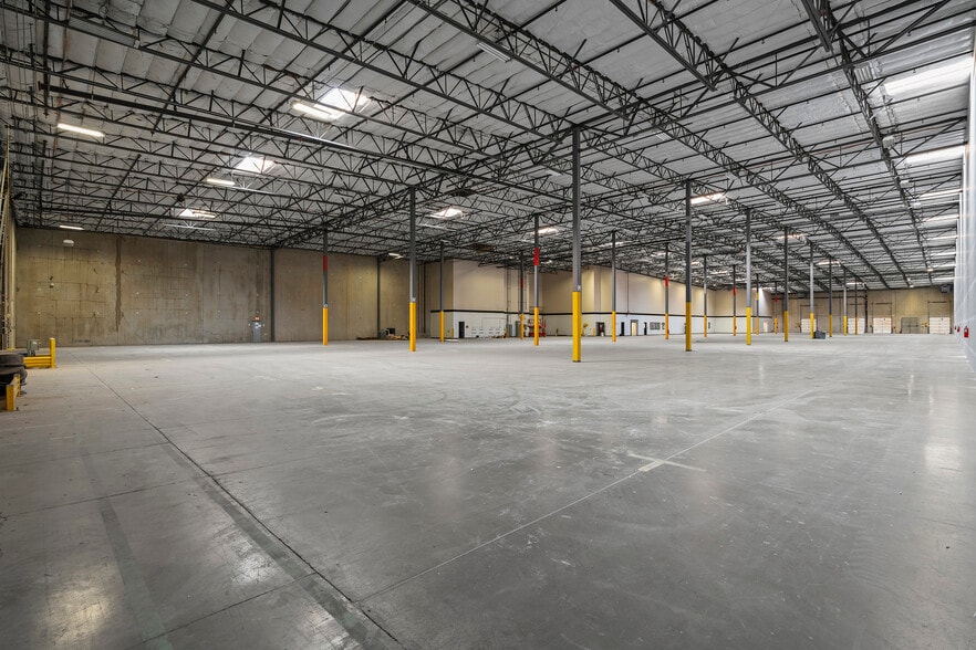 More Photos Of 2275 E Newlands Dr, Fernley Distribution For Lease