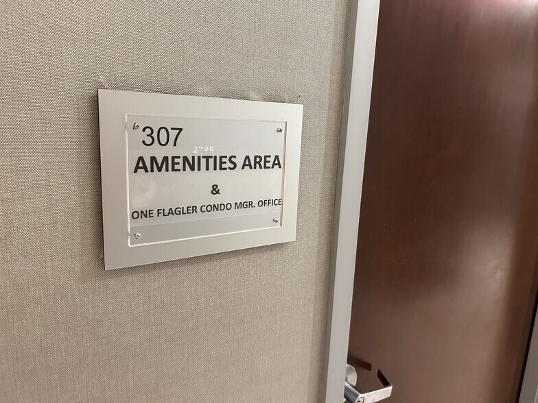 More Photos Of 14 NE 1st Ave, Miami Office For Sale