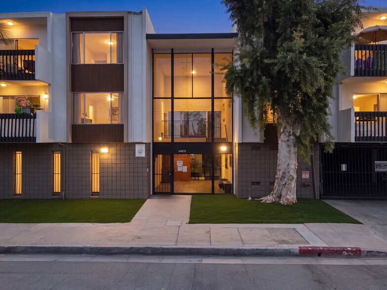 More Photos Of 14031 Cerise Ave, Hawthorne Apartments For Sale