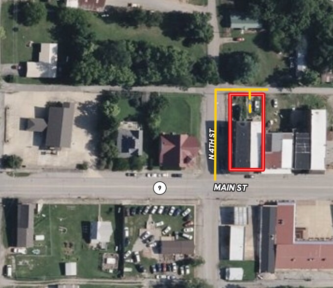 More Photos Of 385 Main St, Mammoth Spring General Retail For Sale