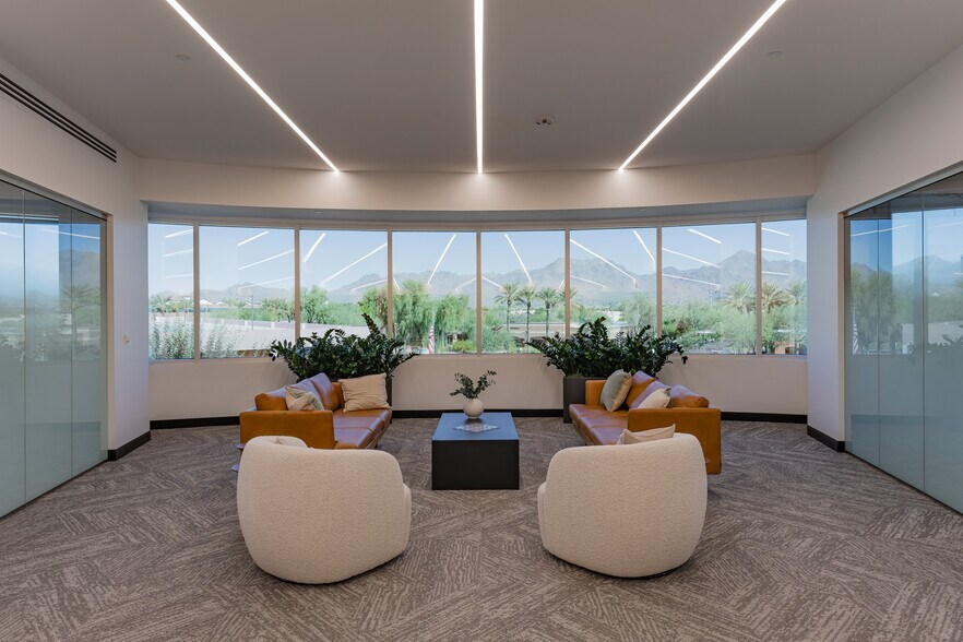More Photos Of 8800 E Raintree Dr, Scottsdale Office For Lease