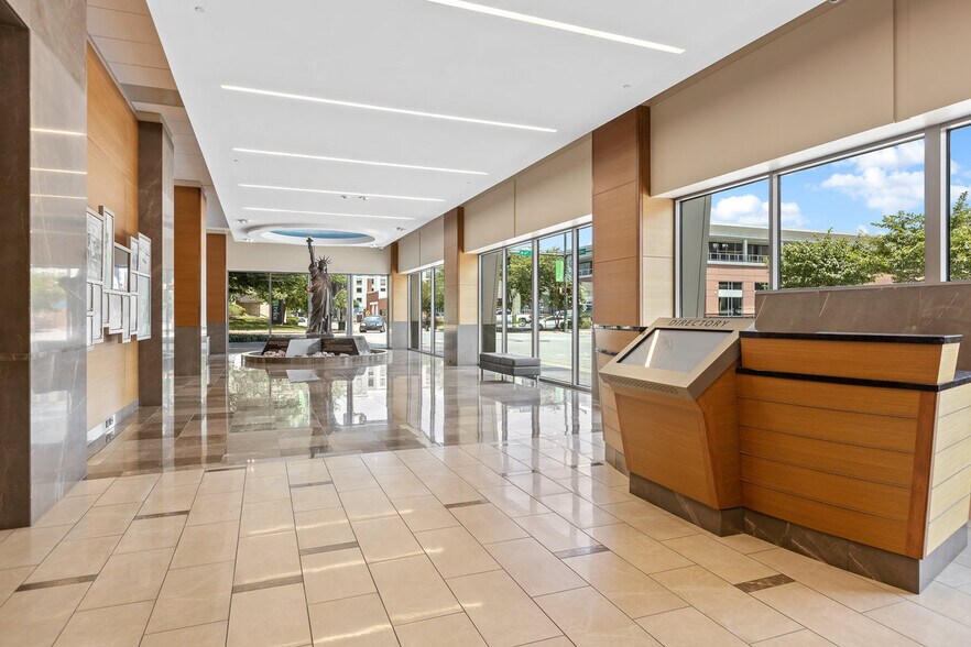 More Photos Of 605 Chestnut St, Chattanooga Office For Lease