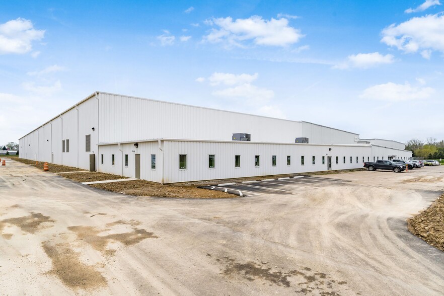 Primary Photo Of 6611 Broughton Ave, Columbus Warehouse For Lease