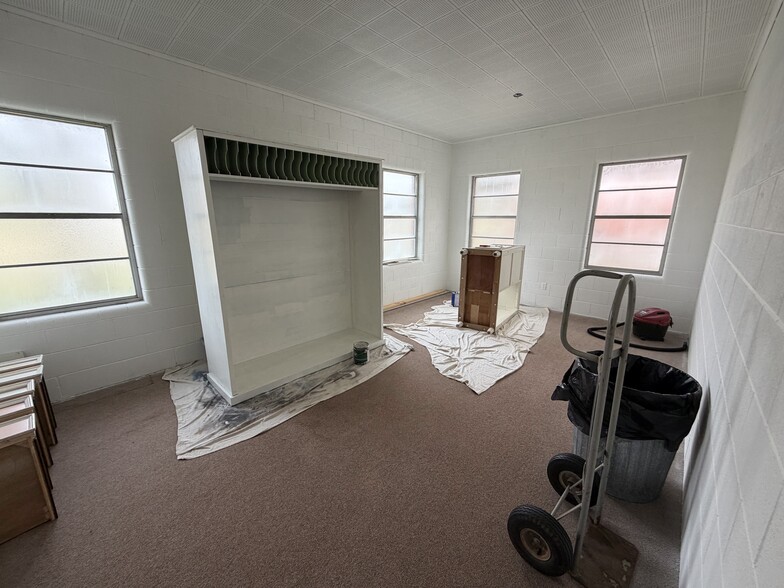 More Photos Of 204 Senter Ave, Omaha Lodge Meeting Hall For Sale