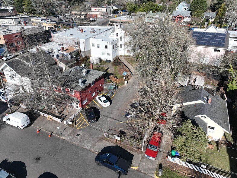 More Photos Of 7780 SW Capitol Hwy, Portland Land For Sale