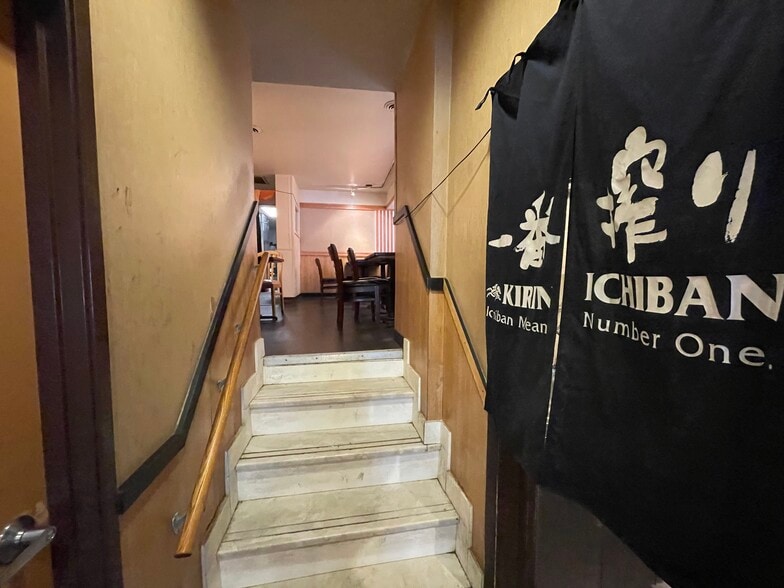 More Photos Of 5432 Walnut St, Pittsburgh Restaurant For Lease