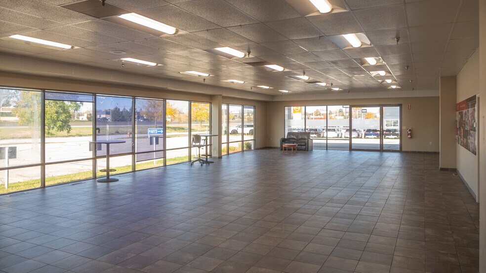 More Photos Of 4444 Highway 52 N, Rochester Auto Dealership For Sale