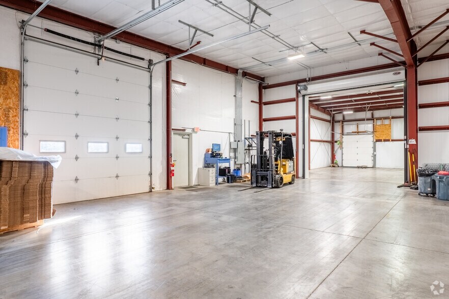 More Photos Of 1400 E High St, Milton Manufacturing For Sale