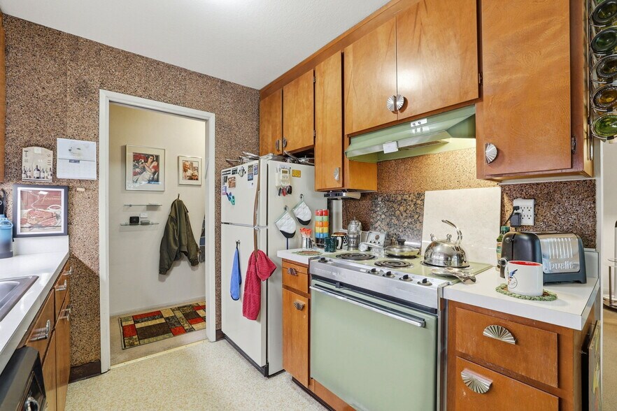 More Photos Of 1140 Castro St, Mountain View Apartments For Sale