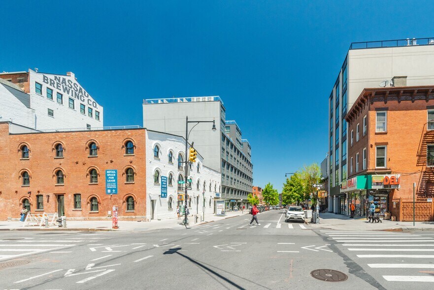 More Photos Of 950-952 Bergen St, Brooklyn Apartments For Sale