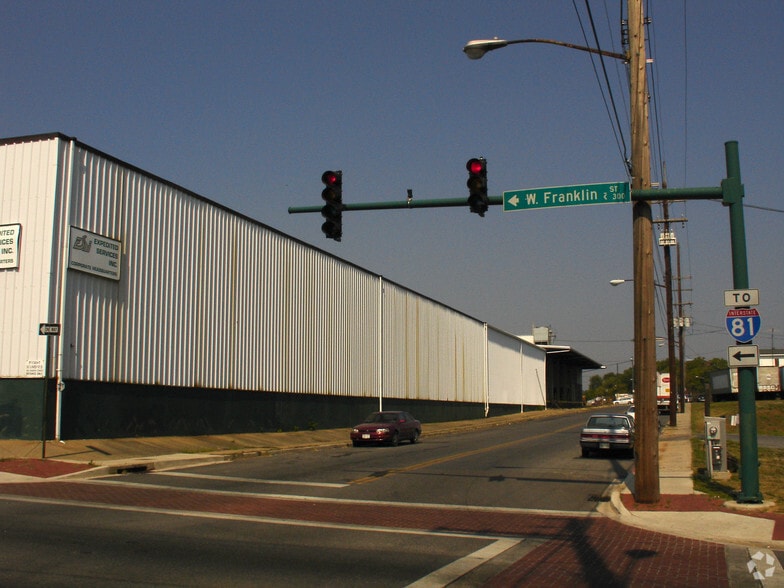 More Photos Of 300 W Franklin St, Hagerstown Warehouse For Lease