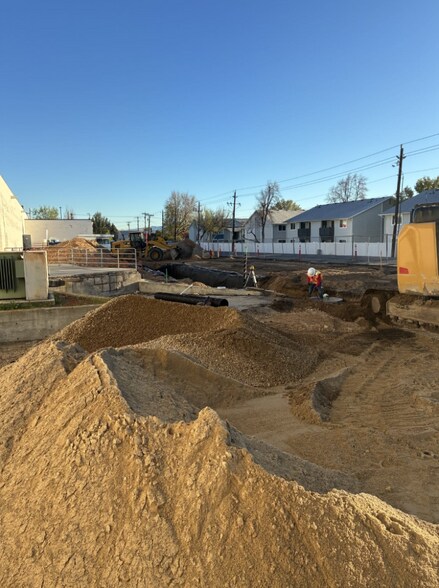 More Photos Of 1600 N Main St, Meridian General Retail For Lease