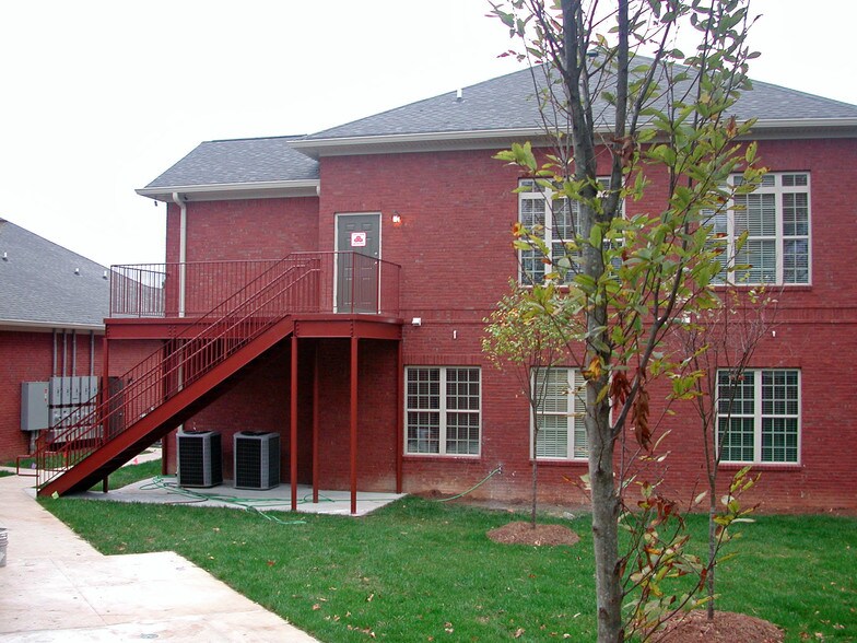 More Photos Of 910 Dannon View, Atlanta Medical For Sale