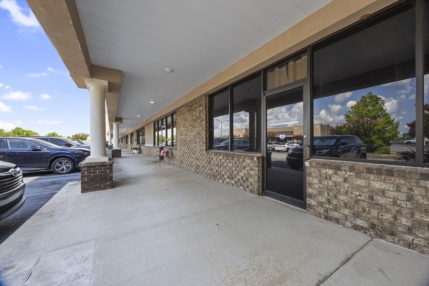 More Photos Of 225 Smithville Church Rd, Warner Robins Storefront For Sale