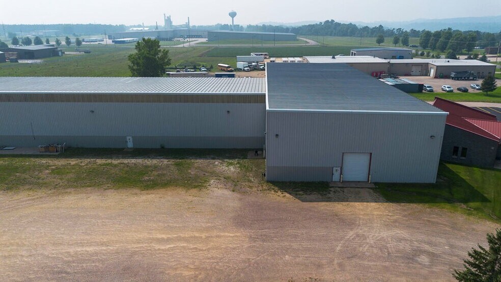 More Photos Of 5414 Packer Dr, Menomonie Manufacturing For Sale
