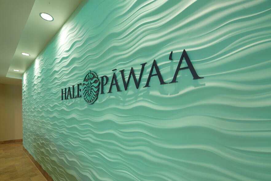 More Photos Of 1401 S Beretania St, Honolulu Office For Lease