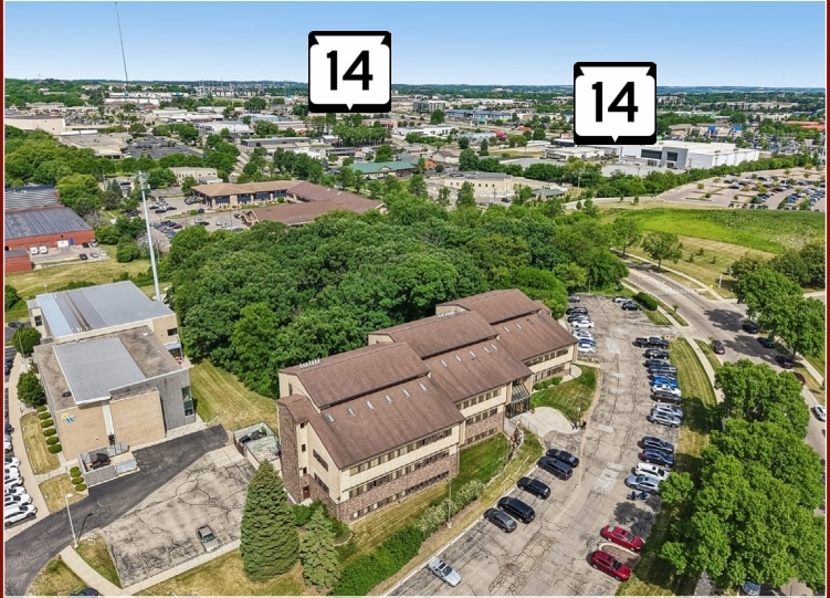 More Photos Of 700 Rayovac Dr, Madison Office For Sale