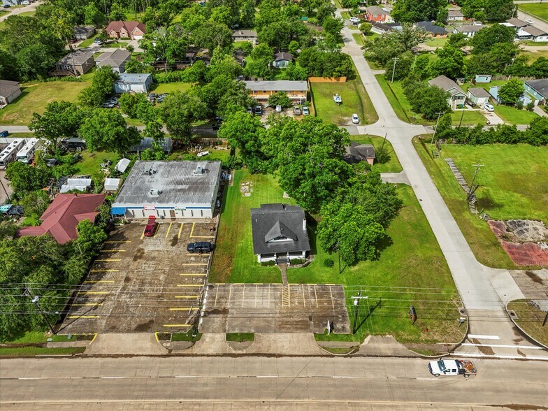 More Photos Of 3208 Highway 3, Dickinson Office Residential For Sale