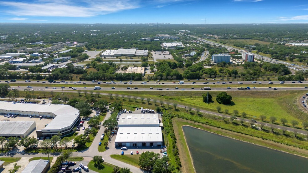 More Photos Of 215 Interstate Blvd, Sarasota Warehouse For Sale