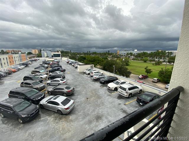 More Photos Of 12550 Biscayne Blvd, North Miami Medical For Lease