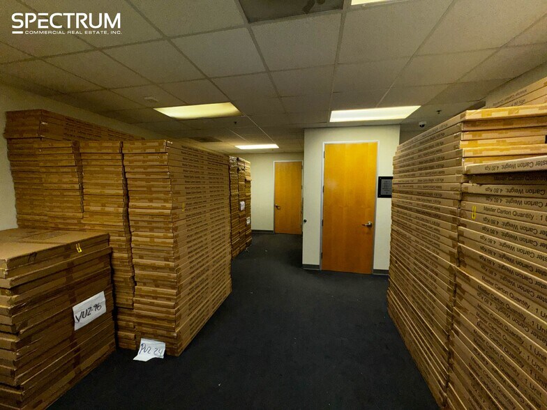 More Photos Of 28361-28385 Constellation Rd, Valencia Manufacturing For Lease