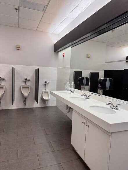 More Photos Of 18-24 Mollison Way, Lewiston Specialty For Sale