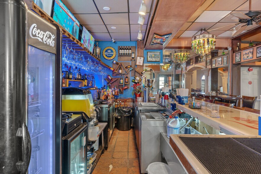 More Photos Of 480 Mary Esther Blvd NW, Fort Walton Beach Restaurant For Lease