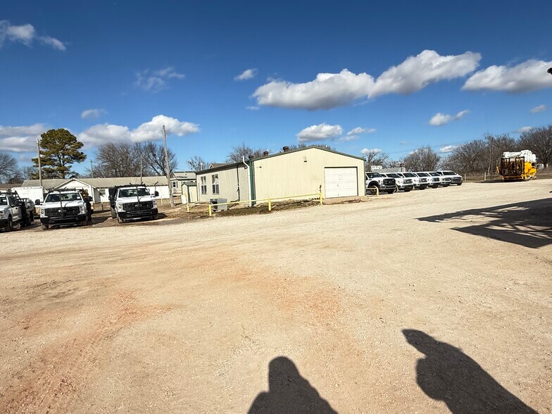 More Photos Of 12525 Old Highway 99, Seminole Warehouse For Sale
