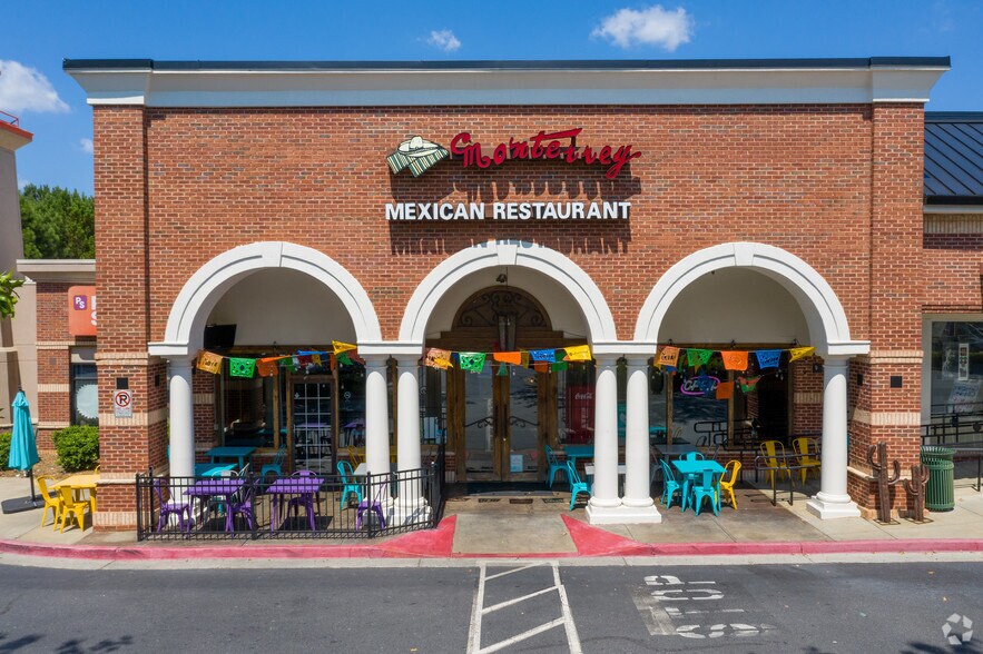 More Photos Of 2300 Holcomb Bridge Rd, Roswell Supermarket For Lease
