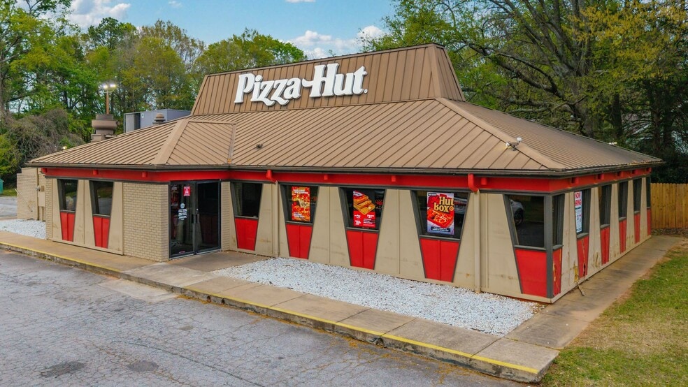 Primary Photo Of 200 Franklin Springs St, Royston Restaurant For Sale