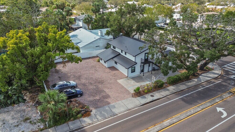 More Photos Of 1122 Omaha St, Palm Harbor Office Residential For Sale