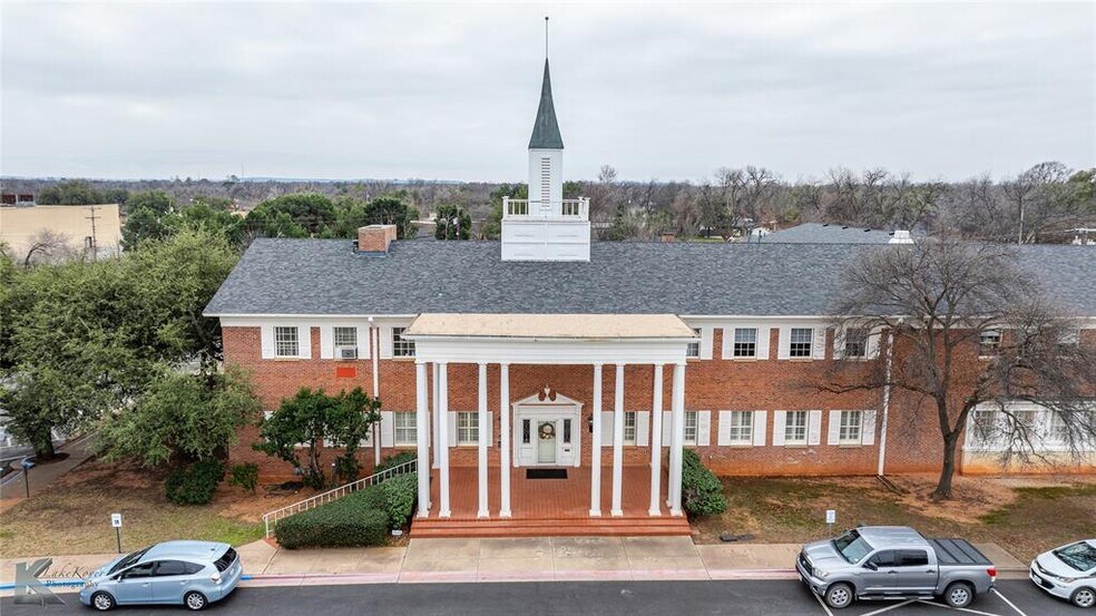 More Photos Of 3425 S 14th St, Abilene Lodge Meeting Hall For Sale
