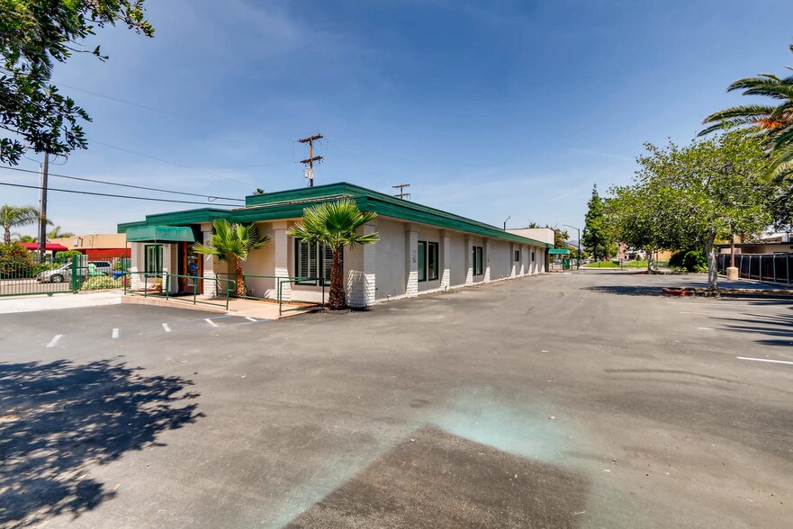 More Photos Of 396 N Magnolia Ave, El Cajon Medical For Lease